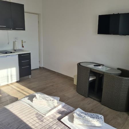 Gordana Apartments Hvar Town Bagian luar foto