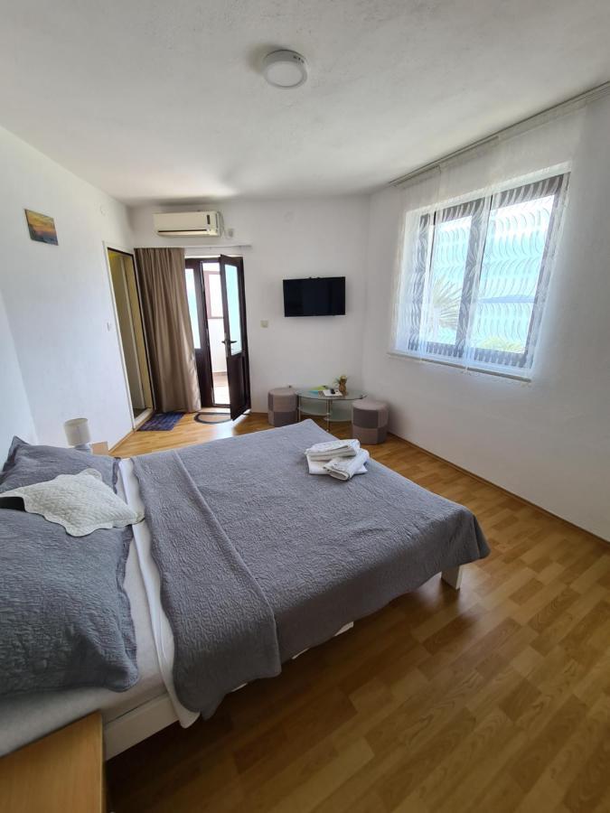 Gordana Apartments Hvar Town Bagian luar foto
