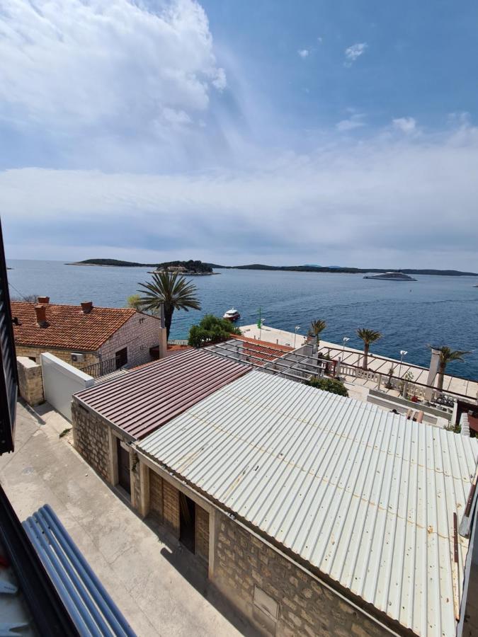 Gordana Apartments Hvar Town Bagian luar foto